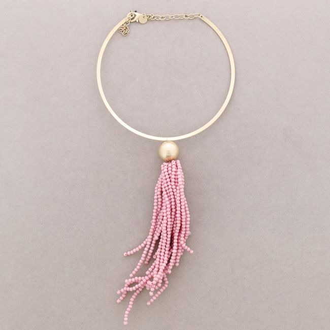 FLEXIBLE RESIN BEADS PENDANT NECKLACE