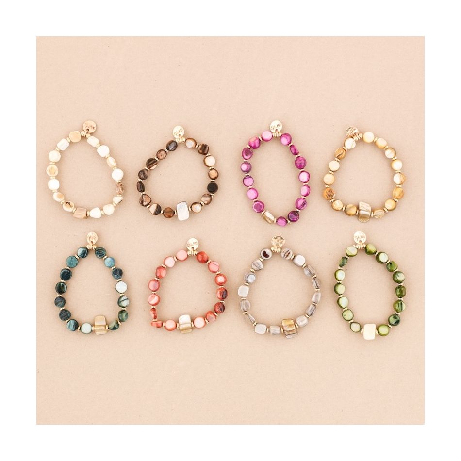 ELASTIC BRACELET WITH NACRE BEADS