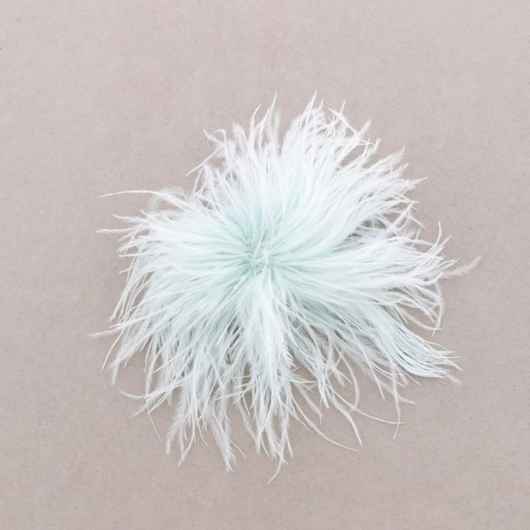OSTRICH FEATHER BROOCH 8-10 CM