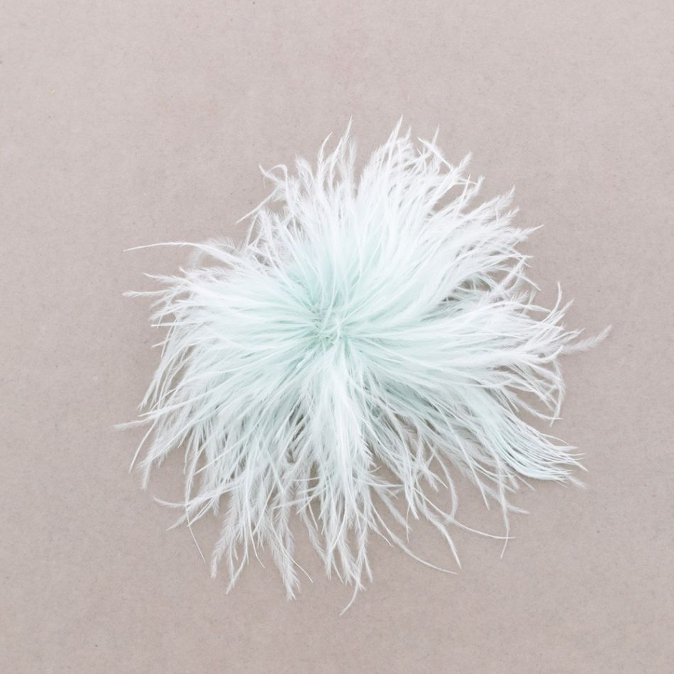 OSTRICH FEATHER BROOCH 8-10 CM