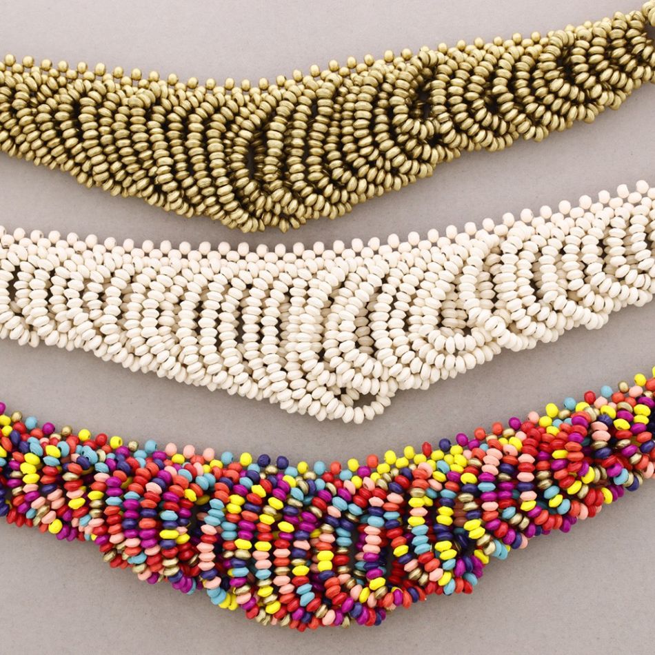 WOODEN BEADS NECKLACE