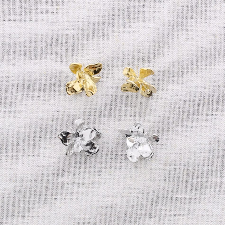 STEEL FLOWER EARRINGS