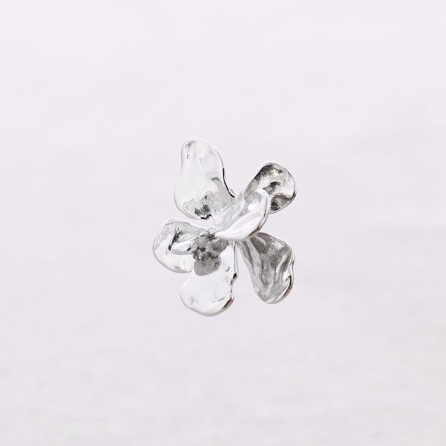 STEEL FLOWER EARRINGS