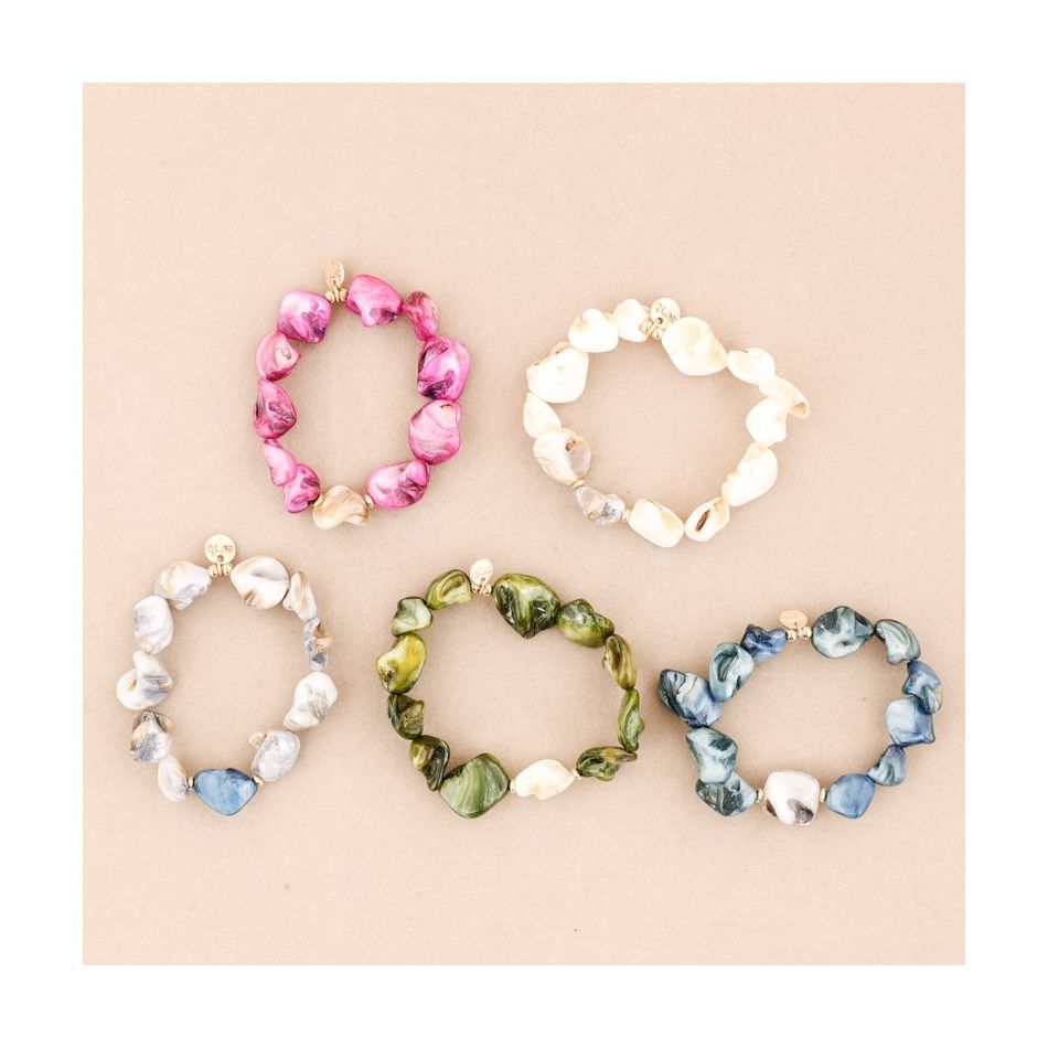 ELASTIC BRACELET WITH NACRE BEADS