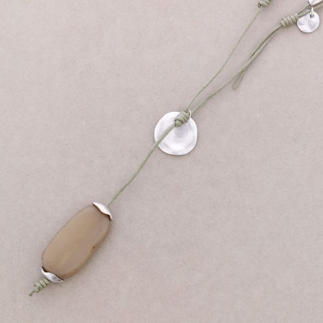 LONG CORD NECKLACE METAL RESIN