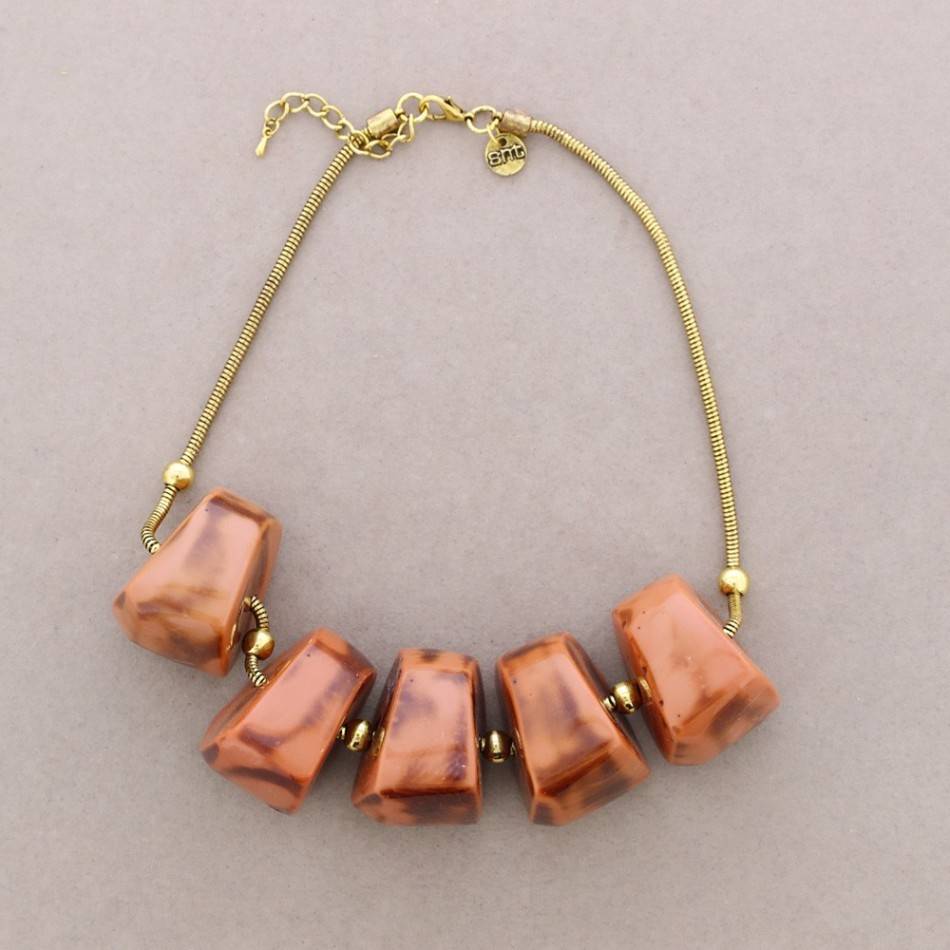 RESIN BEADS SHORT NECKLACE