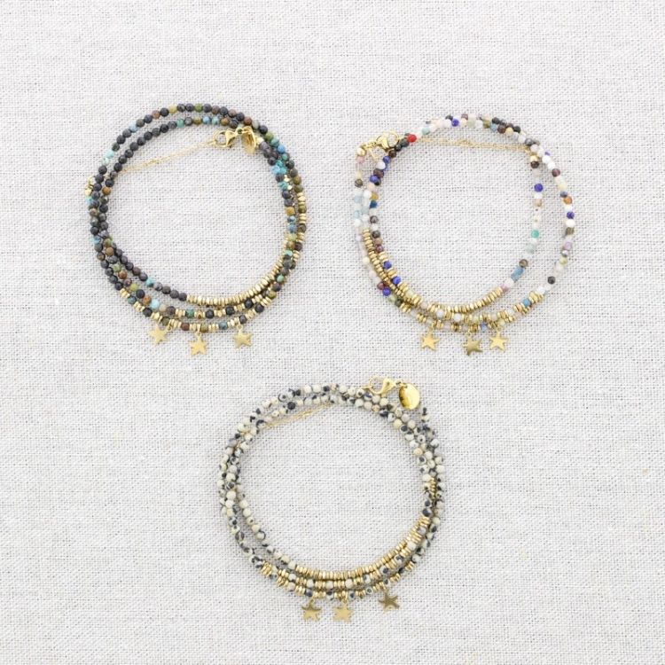PULSERA ACERO TRES VUELTAS PIEDRAS COLGANTES ESTRELLITAS 2