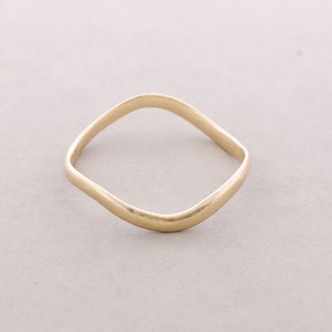 RIGID METAL BRACELET