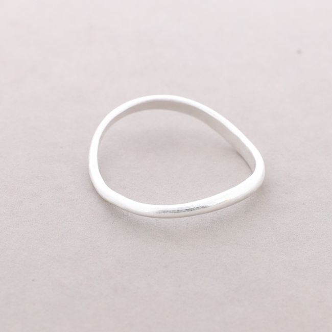 RIGID METAL BRACELET
