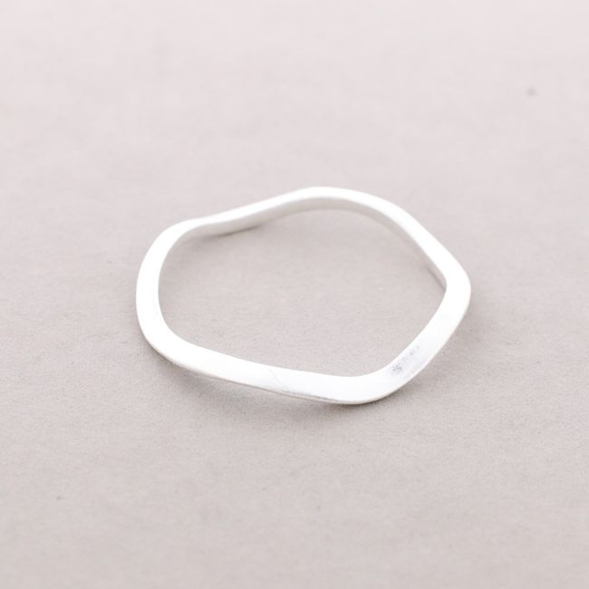 RIGID METAL BRACELET