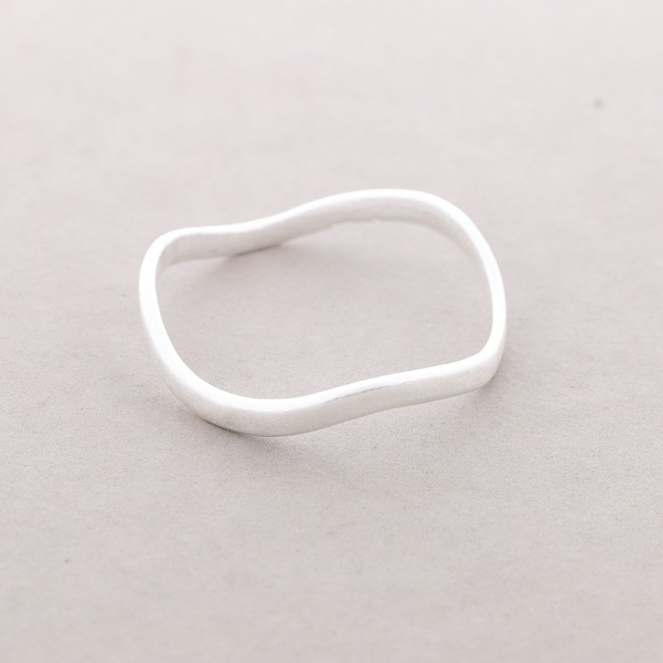 RIGID METAL BRACELET