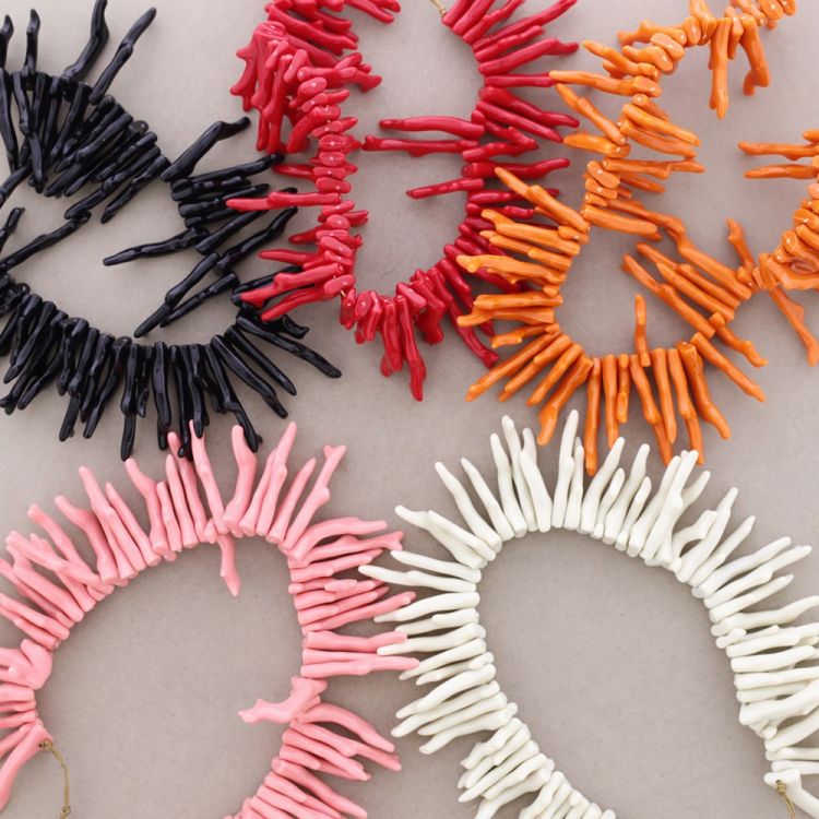CORAL RESIN NECKLACE 2