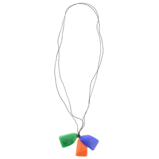 LONG NECKLACE WITH RESIN BEADS
