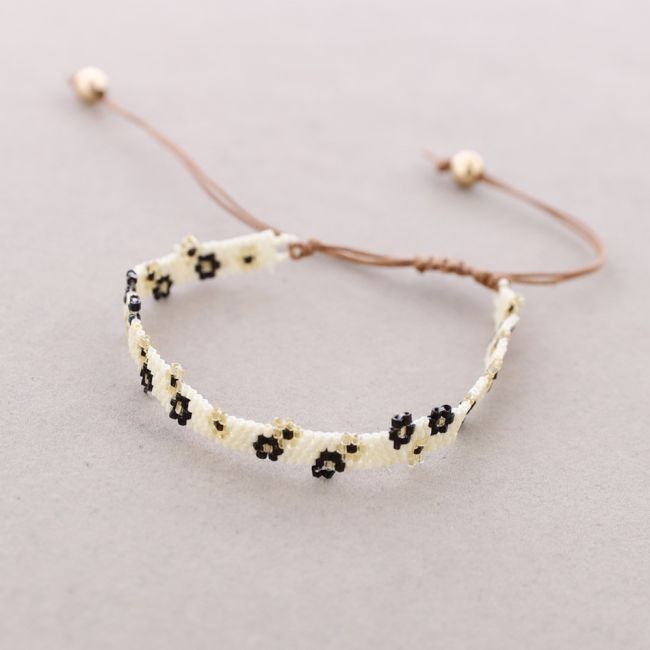 ETHNIC MACRAME BEADS BRACELET