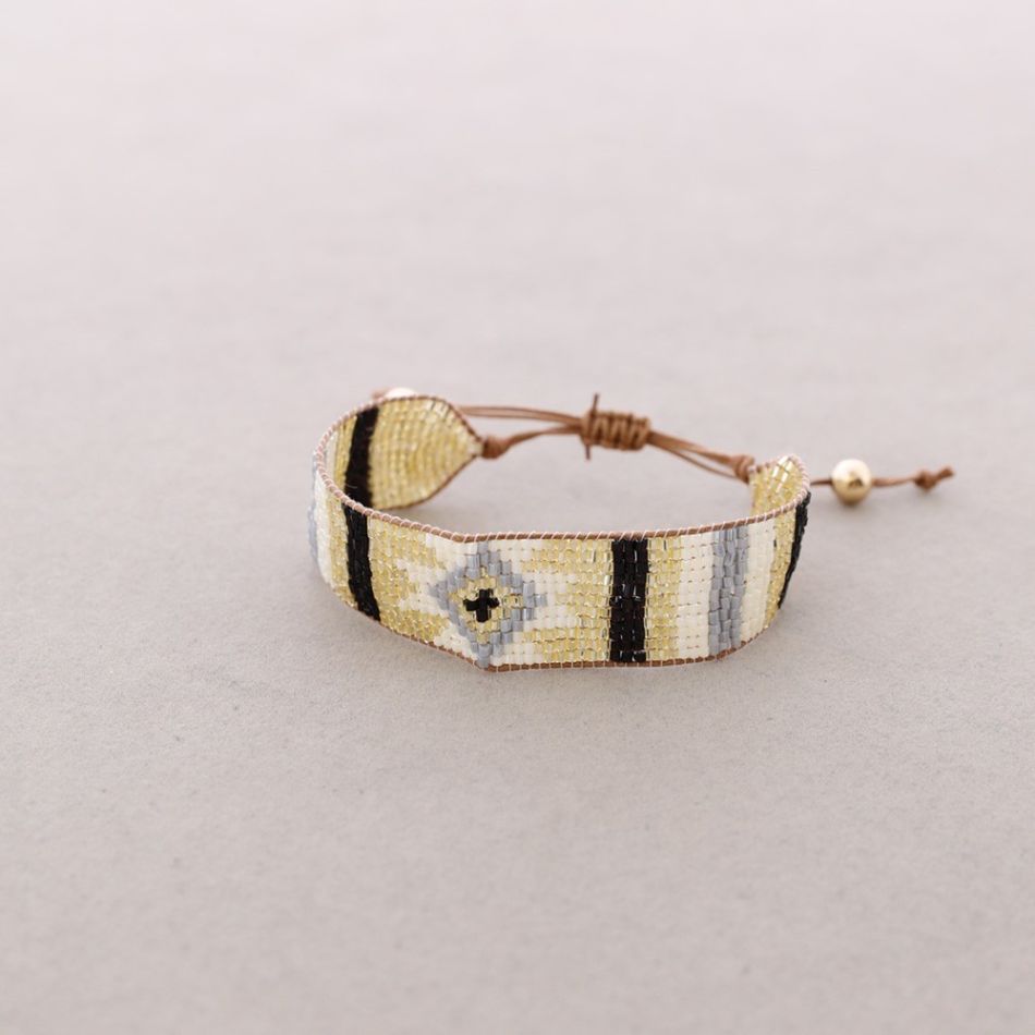 PULSERA ÉTNICA MACRAMÉ ABALORIOS