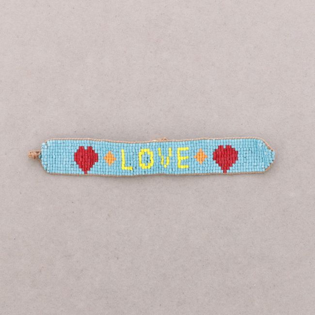 PULSERA MACRAMÉ ABALORIOS LOVE