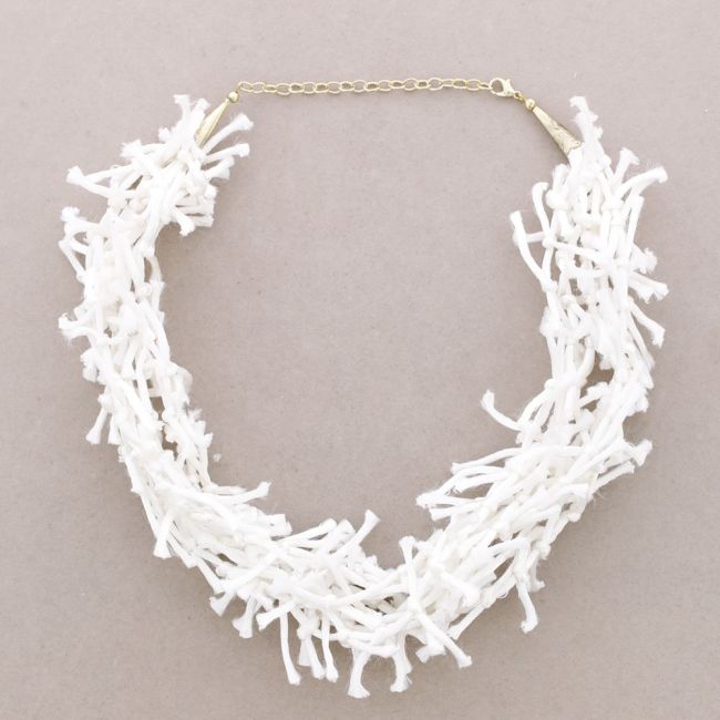 GARGANTILLA ÉTNICA CORDONES