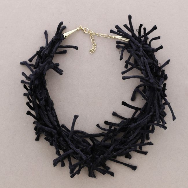GARGANTILLA ÉTNICA CORDONES