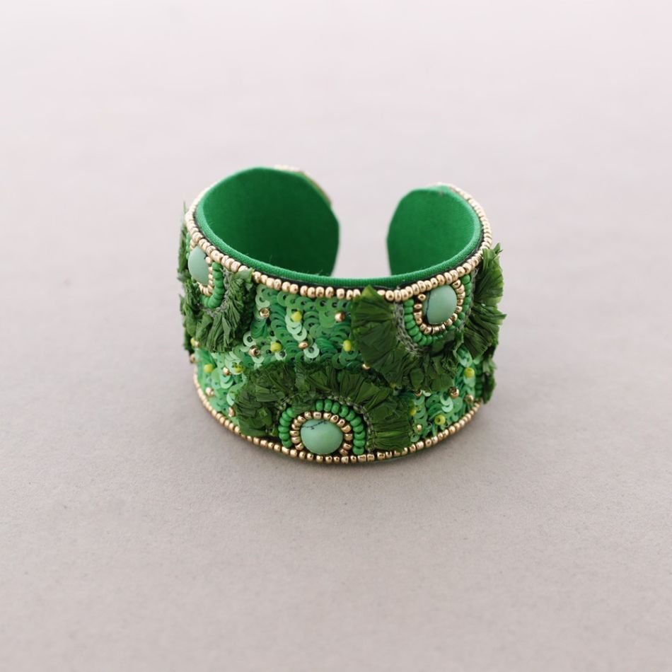 PULSERA ÉTNICA AJUSTABLE LENTEJUELAS POMPONES