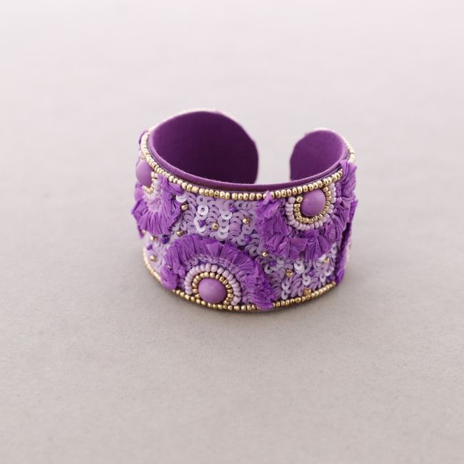 PULSERA ÉTNICA AJUSTABLE LENTEJUELAS POMPONES