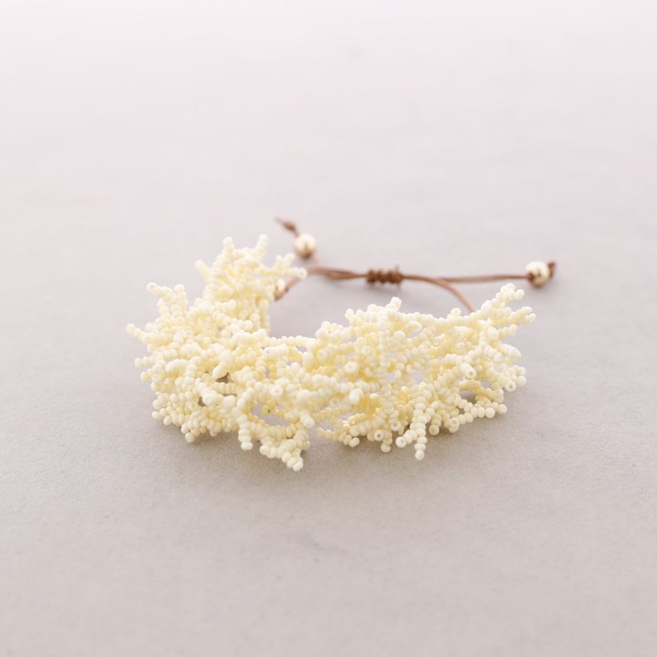 CORAL BEADS MACRAME BRACELET