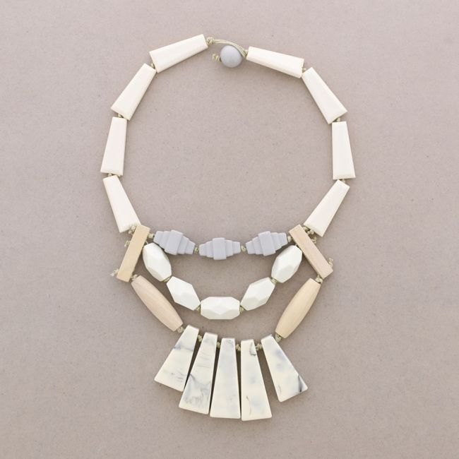 GEOMETRIC BEADS NECKLACE