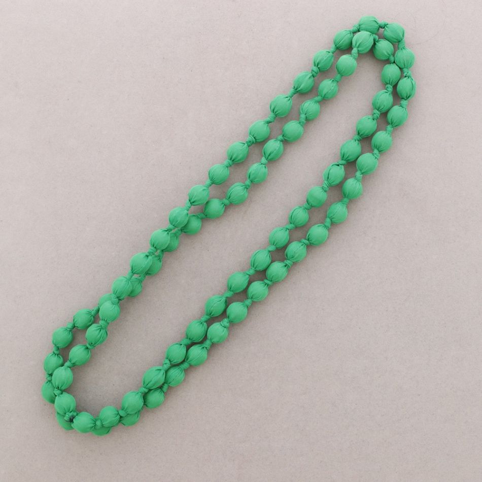 LONG NECKLACE WITH FABRIC LINED BALLS 160CM