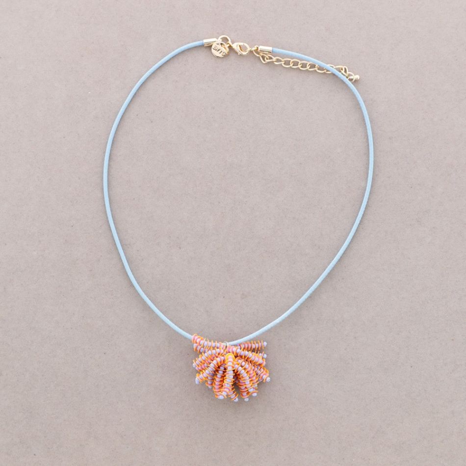 POM-POM PENDANT NECKLACE WITH BEADS