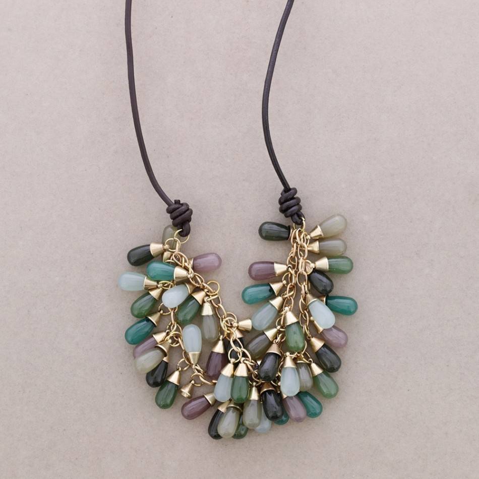 LEATHER SHORT NECKLACE WITH DROPS