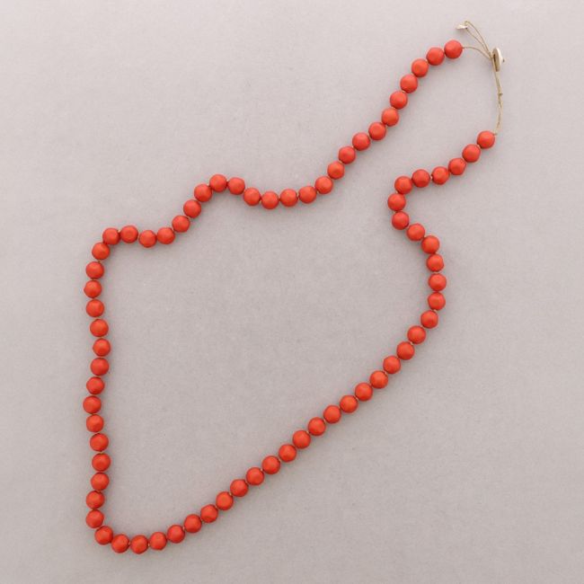 COLLAR LARGO CUENTAS RESINA