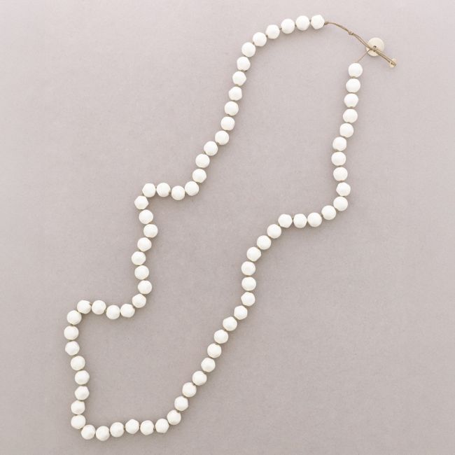 COLLAR LARGO CUENTAS RESINA