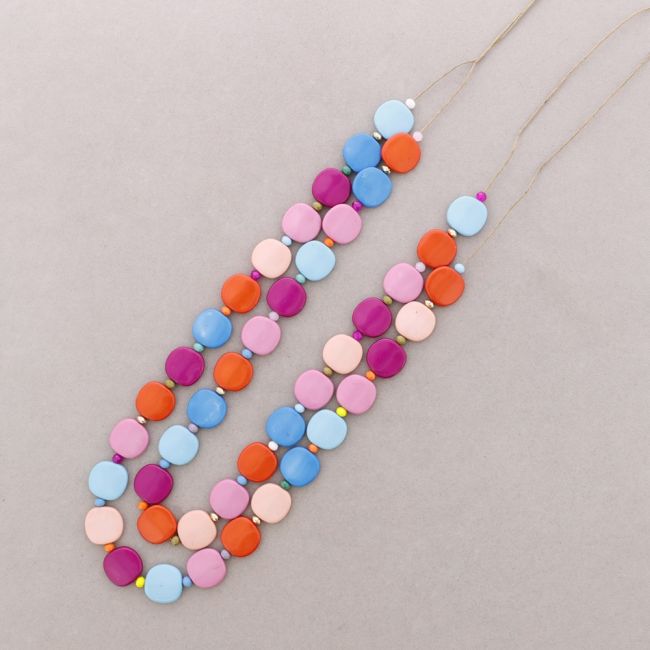 COLLAR LARGO DOBLE CUENTAS RESINA