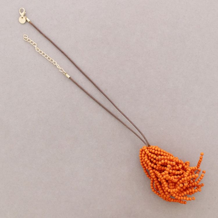 GARGANTILLA FLOR FLEXIBLE CUENTAS RESINA