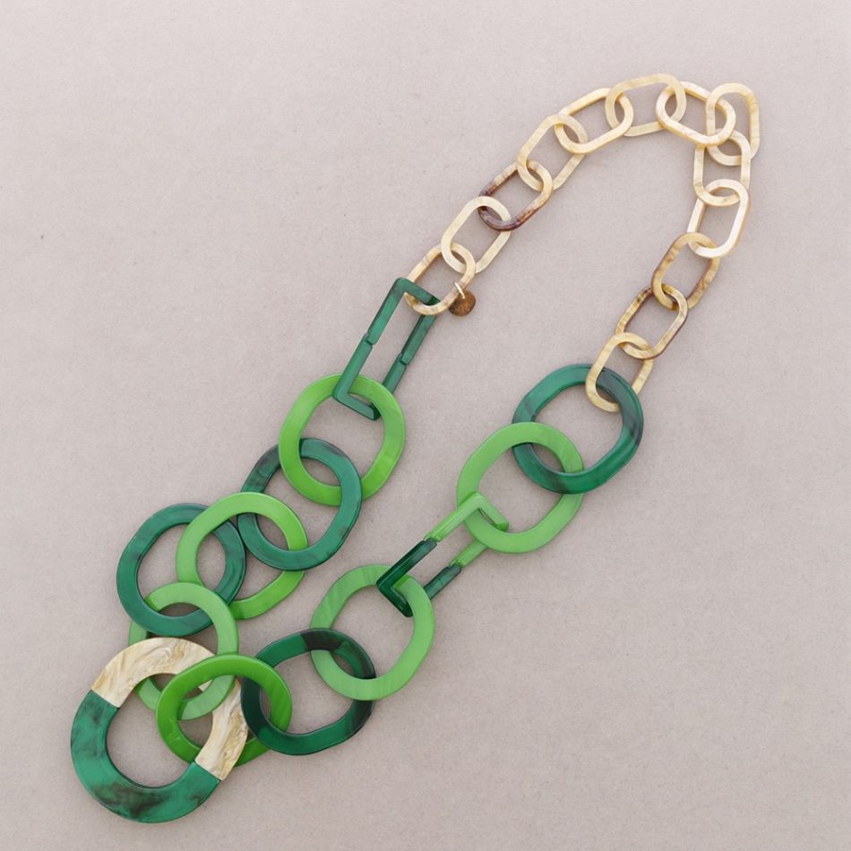 LONG RESIN LINK NECKLACE