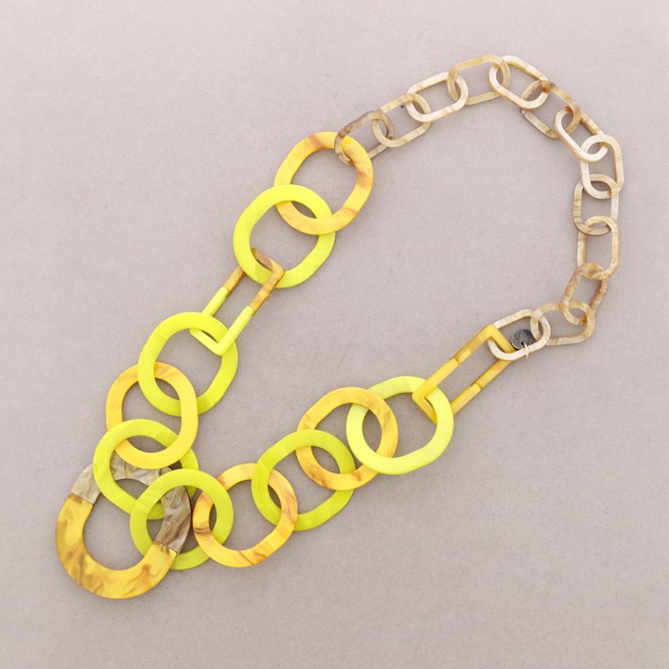 LONG RESIN LINK NECKLACE