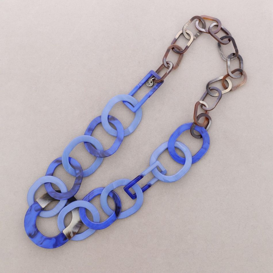COLLAR LARGO ESLABONES RESINA