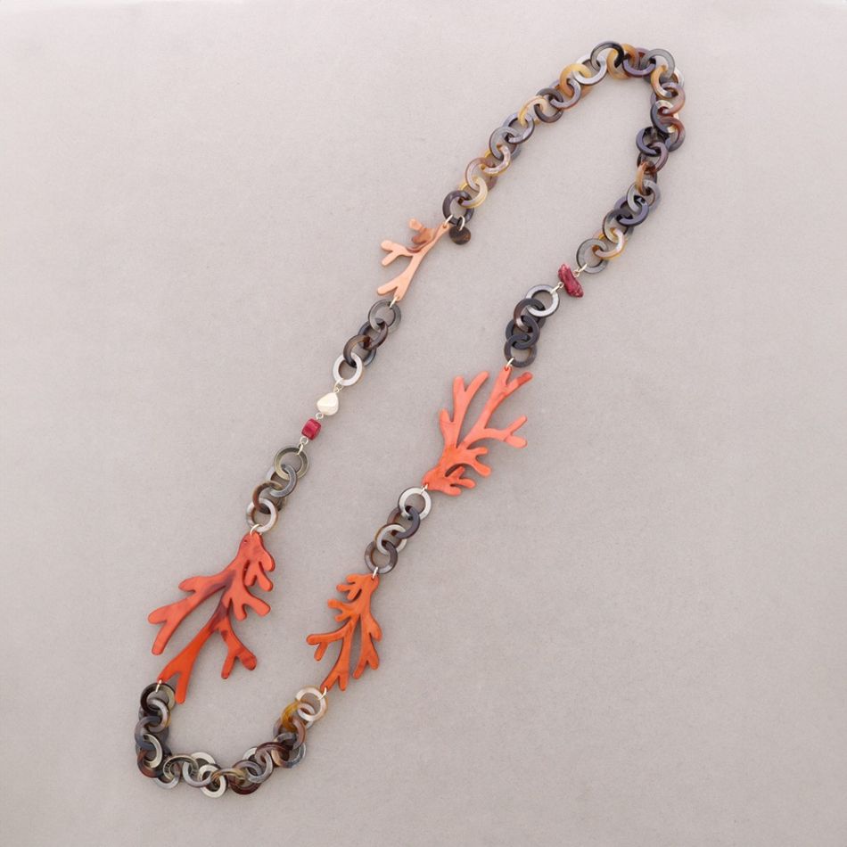 COLLAR LARGO ESLABONES CORALES RESINA