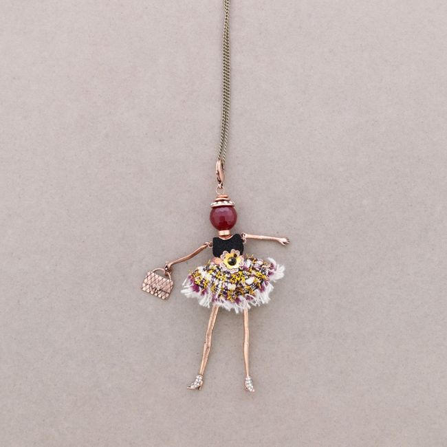 LONG PENDANT NECKLACE DOLL