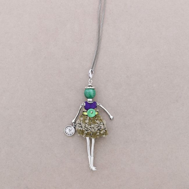 LONG PENDANT NECKLACE DOLL