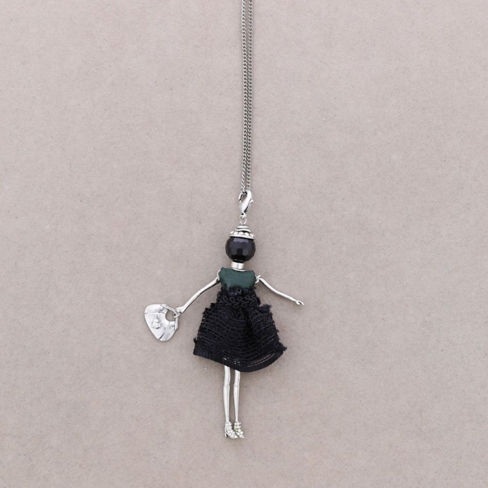 LONG PENDANT NECKLACE DOLL