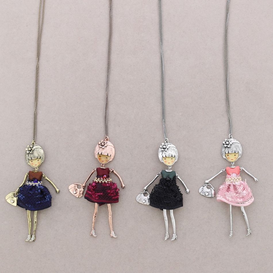 COLLAR LARGO COLG. MUÑECA CARINA