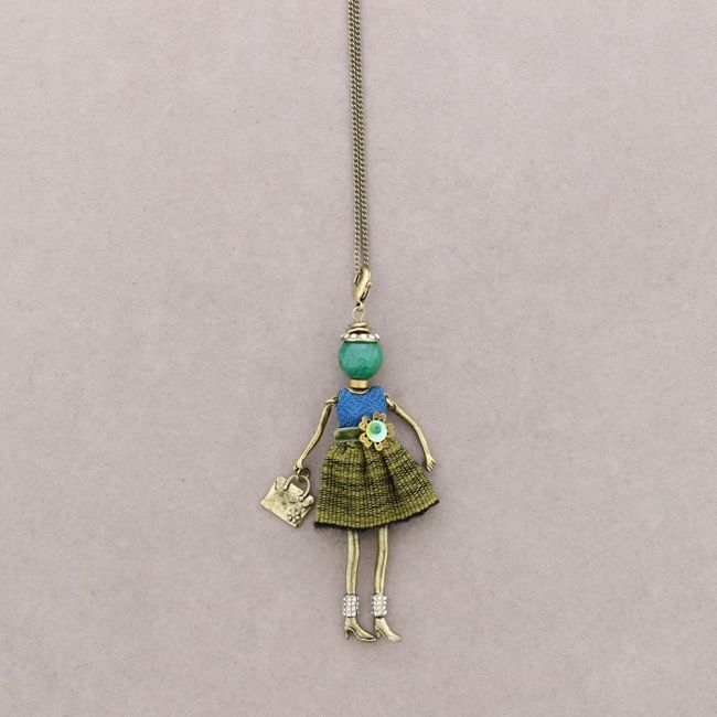 LONG PENDANT NECKLACE DOLL