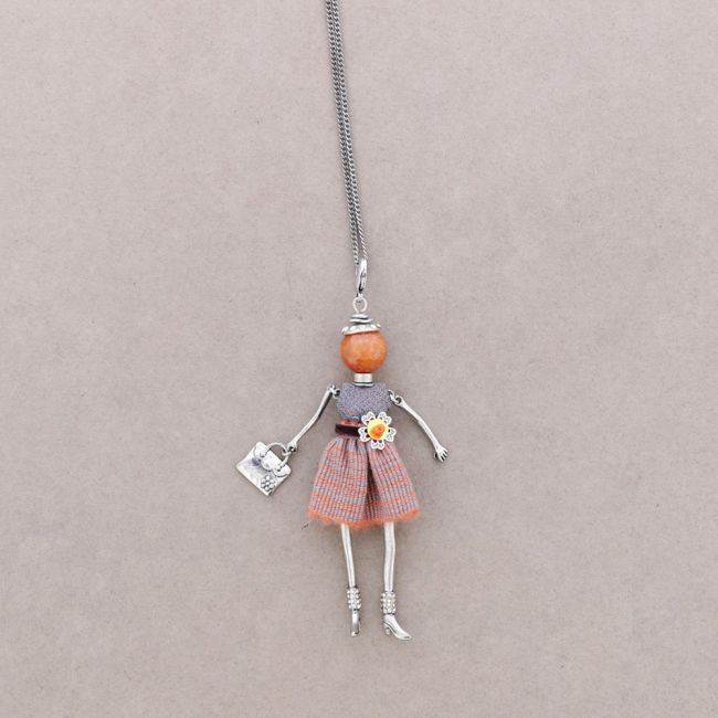 LONG PENDANT NECKLACE DOLL