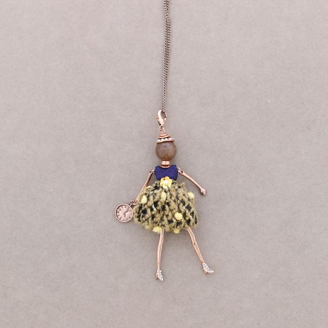 LONG PENDANT NECKLACE DOLL
