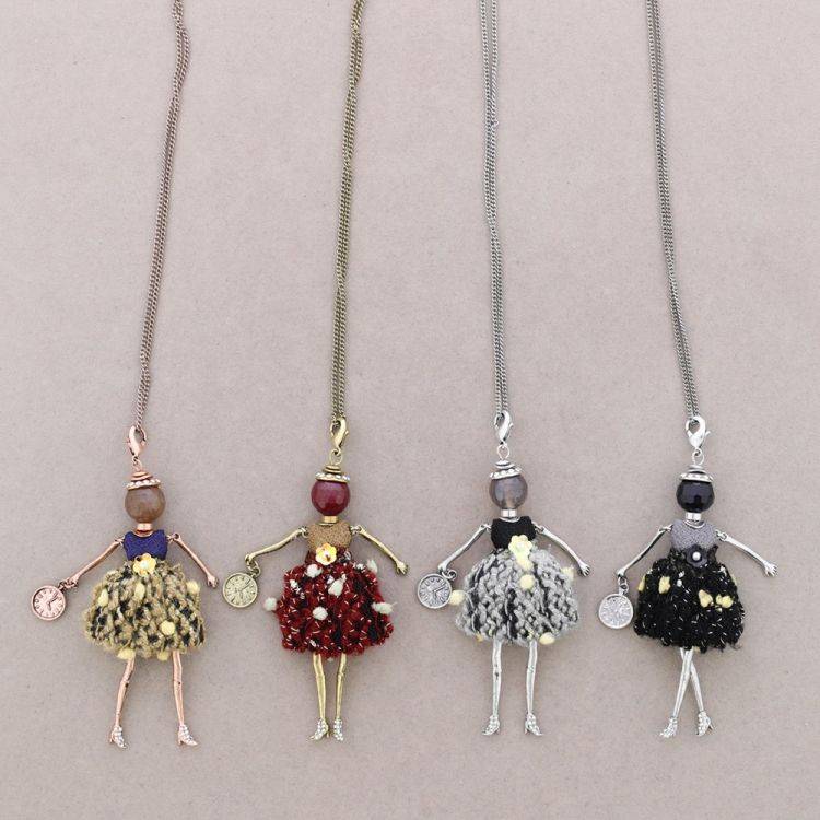 COLLAR LARGO COLG. MUÑECA 2