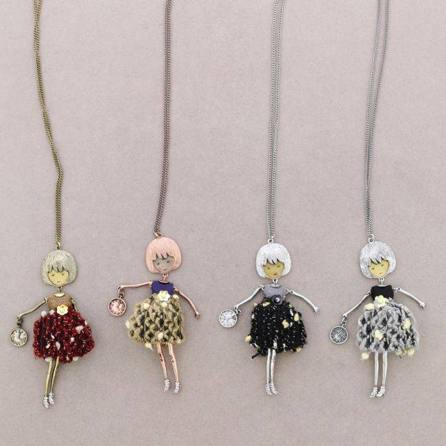 LONG PENDANT NECKLACE CARINE DOLL