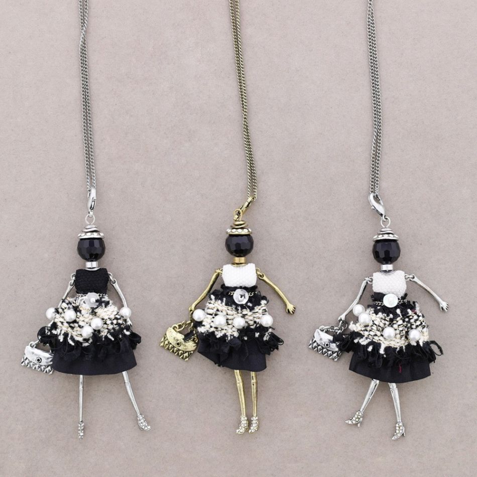COLLAR LARGO COLG. MUÑECA