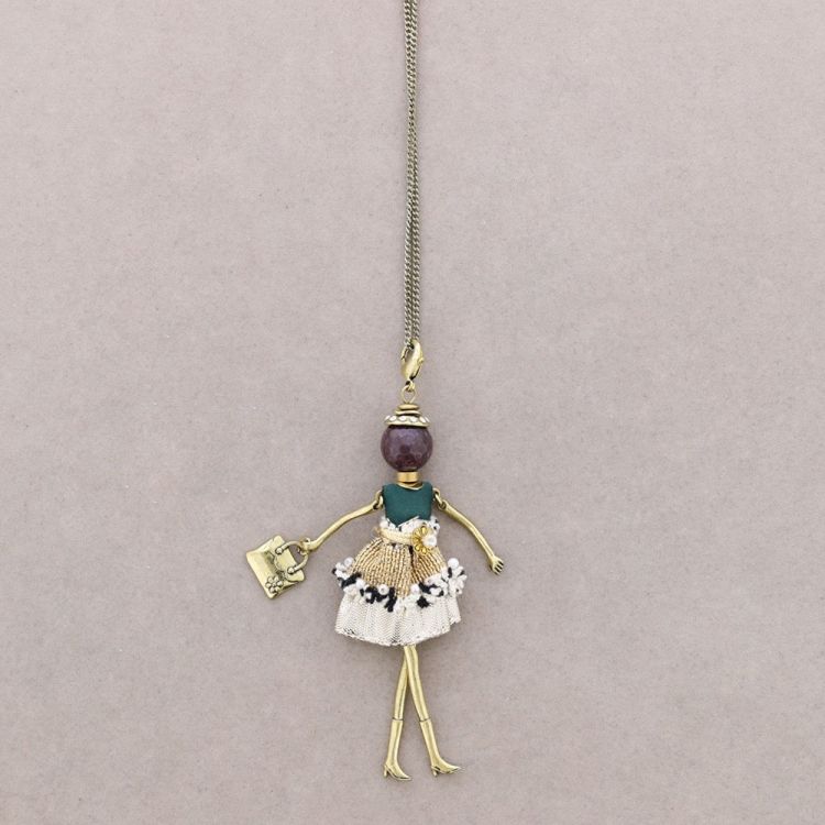 LONG PENDANT NECKLACE DOLL