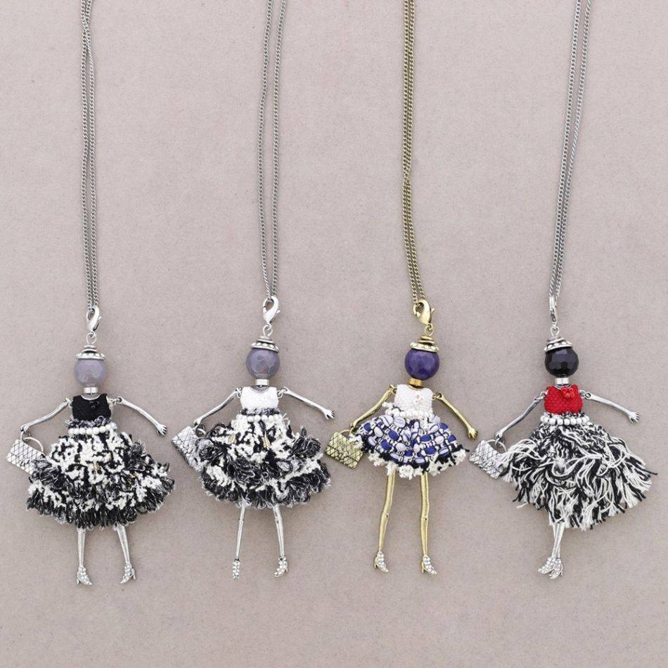 COLLAR LARGO COLG. MUÑECA