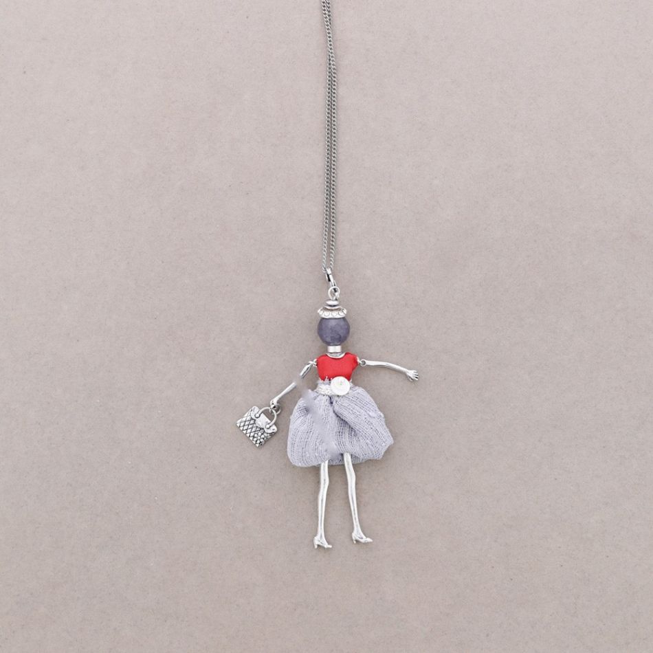 LONG PENDANT NECKLACE DOLL
